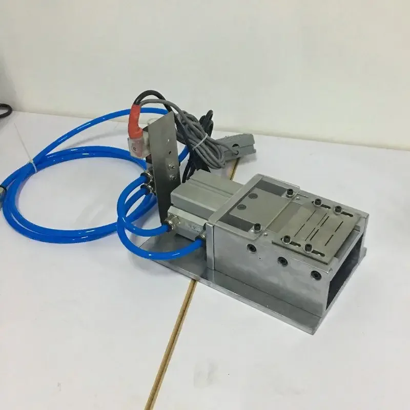 Transformer Magnetic Ring Side Pull Forming and Cutting Foot Machine, Integrated Cutting Foot Machine, Capacitive Type