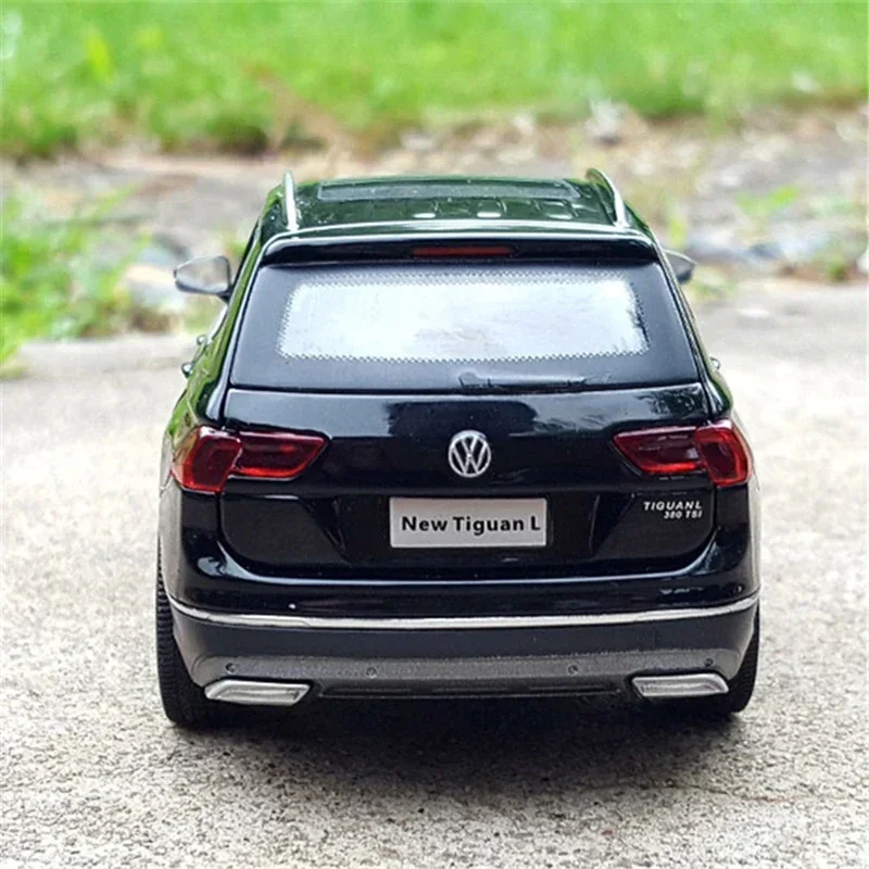 Tiguan l suv liga modelo de carro 1:32 diecasts veículos de brinquedo de metal modelo de carro simulação som luz coleção presente