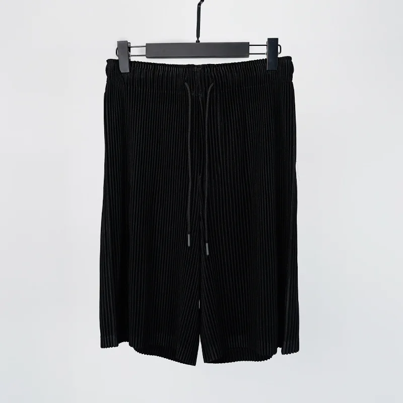 Miyake Pleats Summer New Men's Shorts 2025 Fashion Trend Wear Folded Pants Premium Pleated Loose Large Size Casual Pants