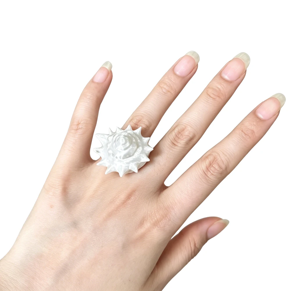White Resin Conch Shell Ring Chunky Spiky Statement Ring for Women Summer Beach Vacation Boho Jewelry Accessories Gift Box Set