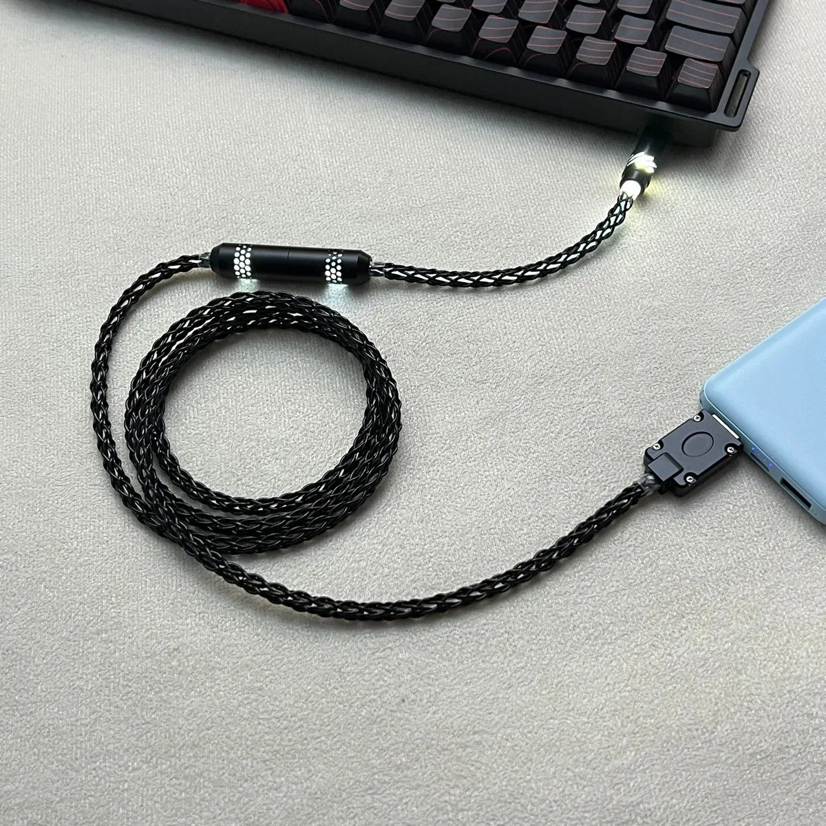 

Luminous Hollow Type-C Charger Cable Single Crystal Copper Aviation Plug Cable 8K Magnetic Axis Keyboard Charging Cable