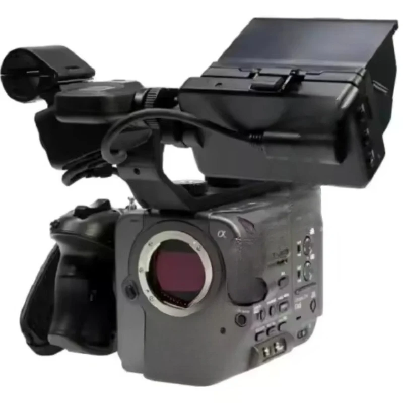 

New high quality, full frame size professional camera