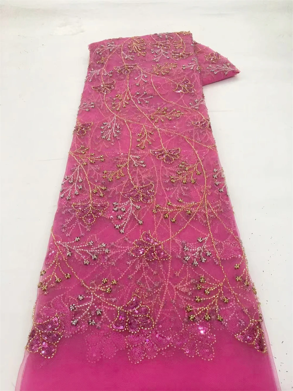 

Luxurious Nigerian African Beaded Lace Fabric High Quality Sequins Embroidery African French Lace Fabric For Sewing 5 Yards