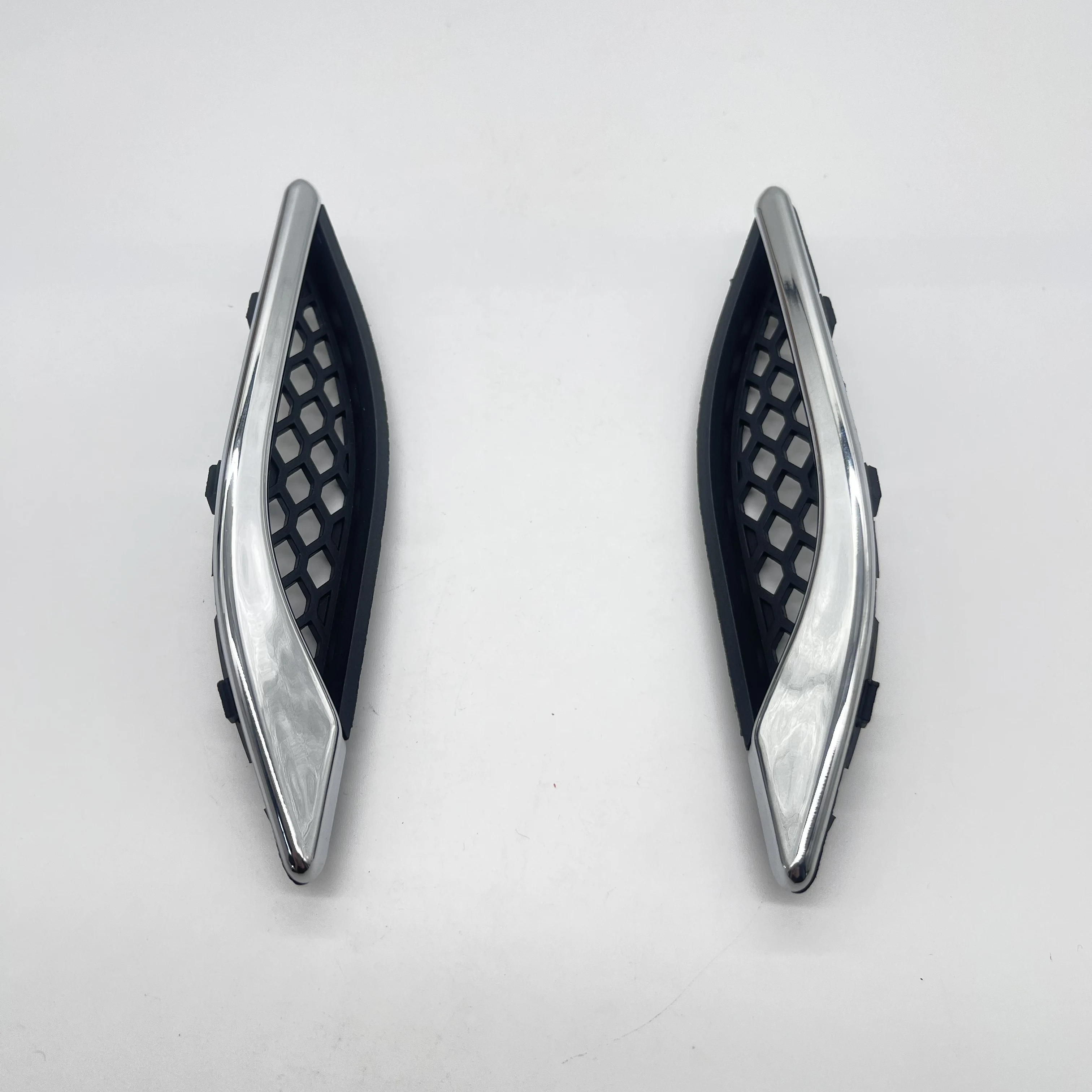 For Maserati Ghibli 2014-2021 Car Front Side Grille Air Intake Fender Vents Grill Auto accessories 670029939 670029940