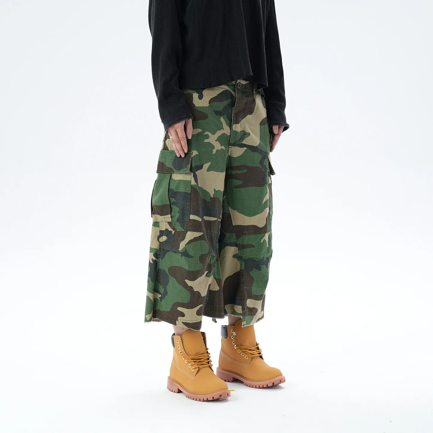 Fashion American Retro Mesh Multi-Pocket Profile Frayed Camouflage Cropped Pants Summer Overalls Pants
