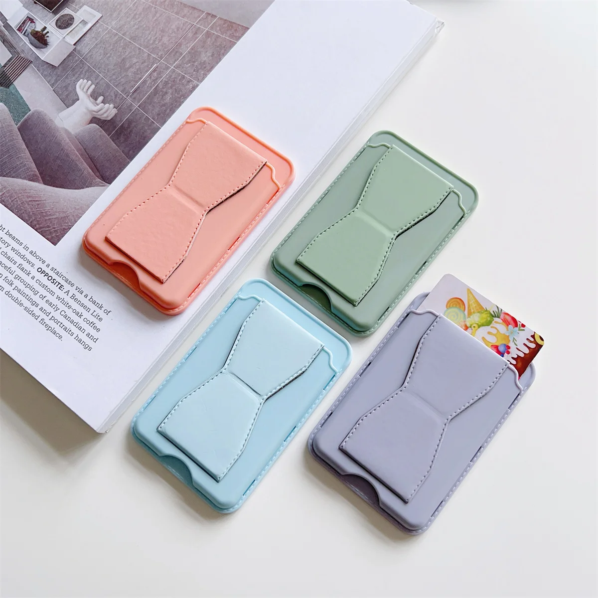 1Pc 粘着電話ケースホルダーカードスリーブユニバーサルカードパッケージデスクトップサポートブラケットは水平と垂直をサポート