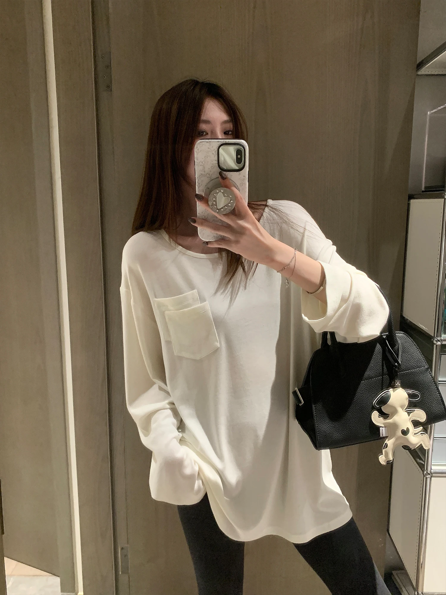 

Loose Long Sve Camere T-irt White Base irt Lazy Sle Beautiful Merino Wool Casual Loose Fit Women's Autumn Top