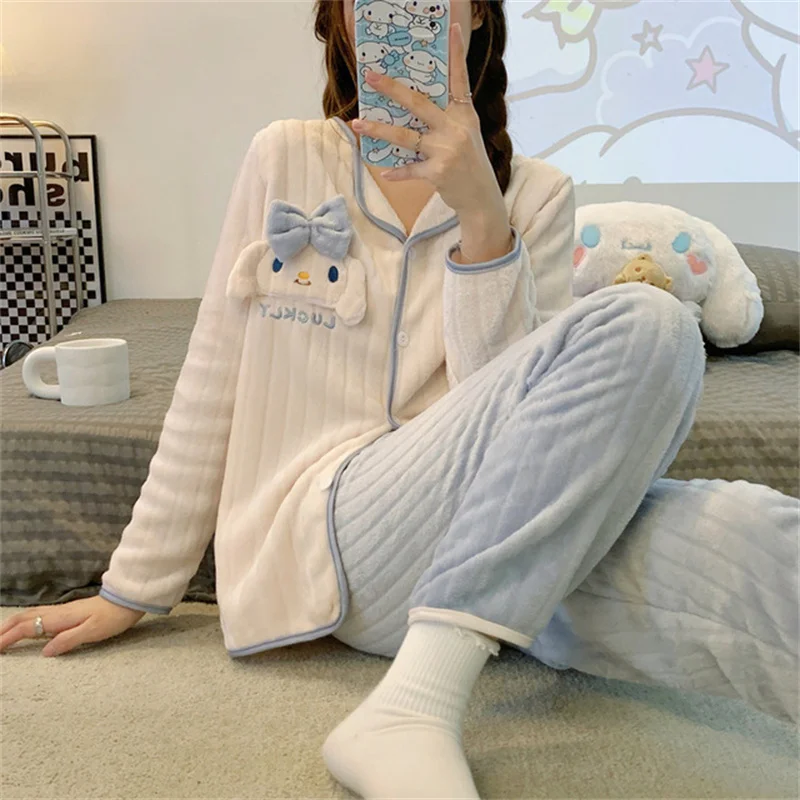 Kawaii Hello Kitty Women Kuromi Winter Warm Flannel Pajamas Thick Coral Velvet Sanrio Cosplay Cartoon Sleepwear Home Suit Coat