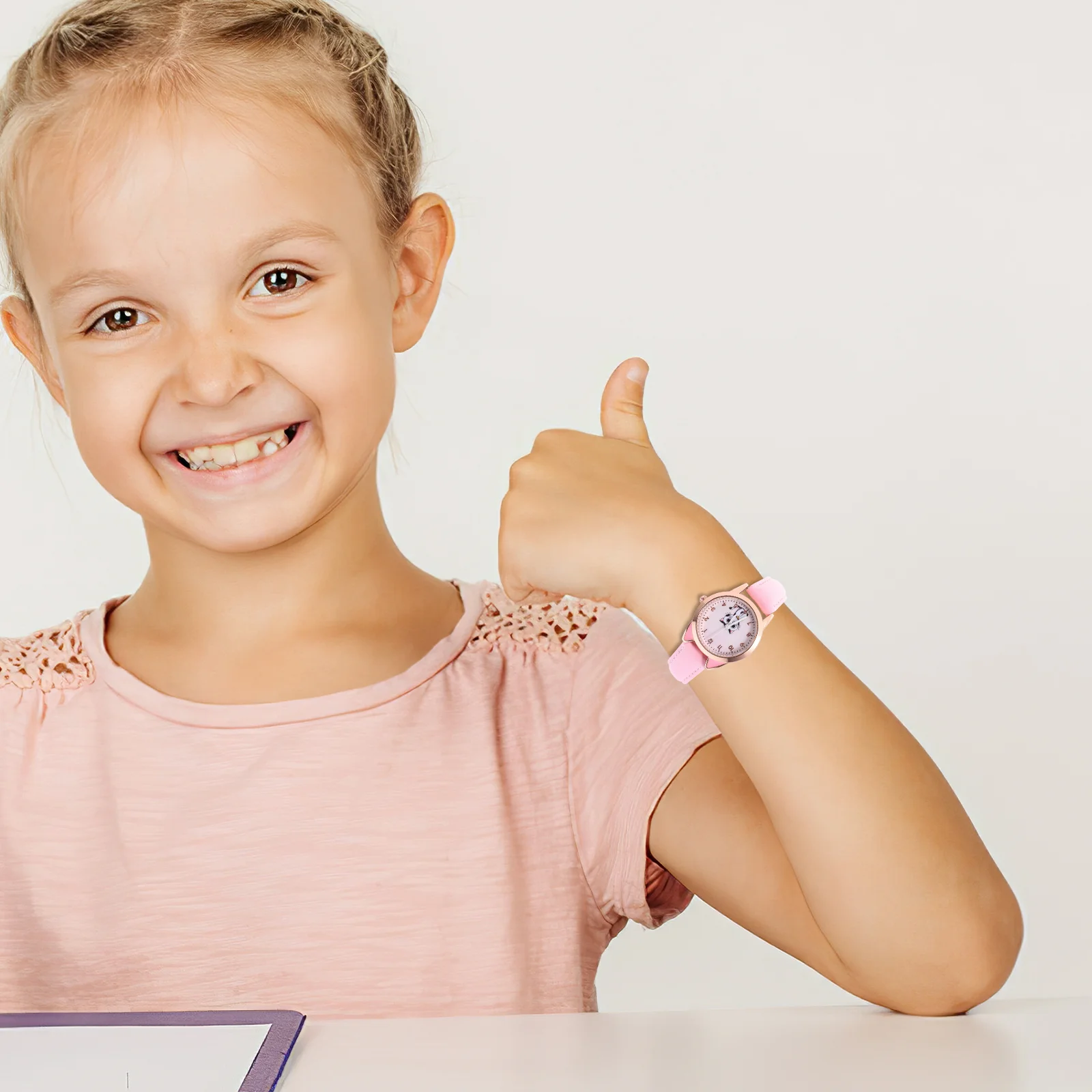 Reloj luminoso con patrón de gato para niños y niñas, pulsera electrónica de dibujos animados brillante