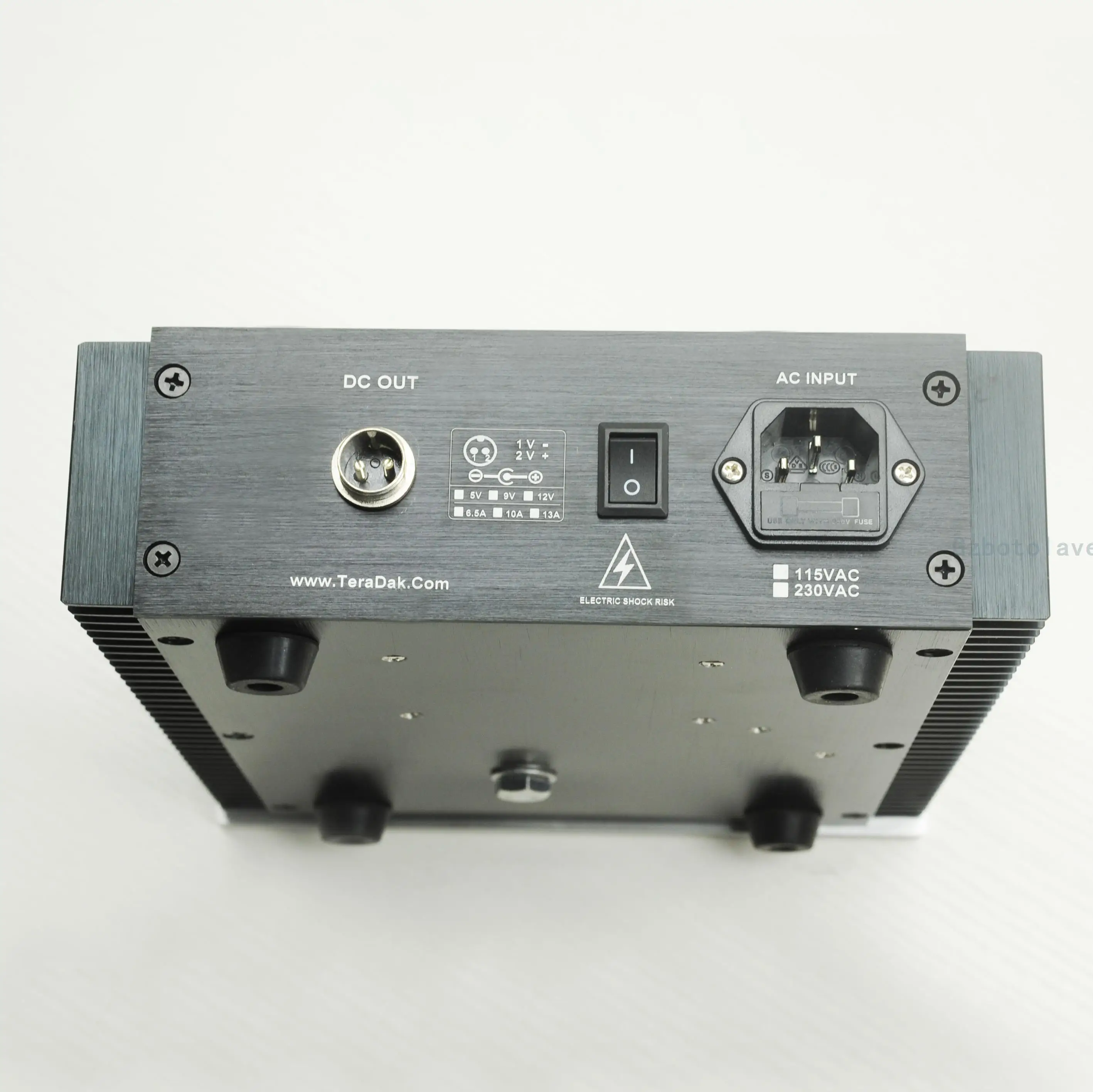 Teradak DC-100W مصدر طاقة خطي عالي الأداء تيار عالي 12 فولت/6.25 أمبير ترشيح طبقة مزدوجة عملية ثابتة للغاية