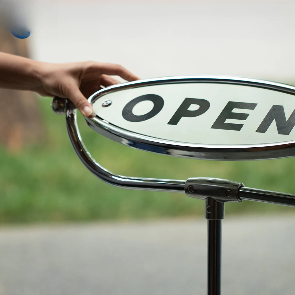 Metal on/off stand bracket, flip double-sided outdoor business reminder shelf