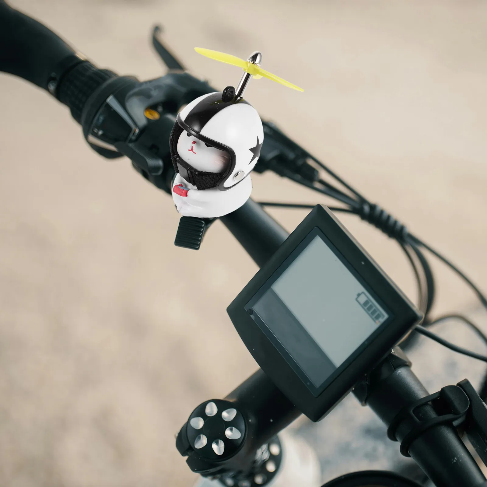 pingente-de-gato-para-guidao-de-bicicleta-figura-de-gato-em-resina-fofa-ornamento-decorativo-para-guidoes-de-bicicleta-scooter-e-moto