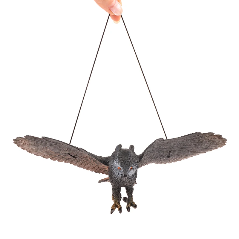 Outdoor Eagle Figurine Hanging Bird Deterrent Plastic Eagle Ornament Vivid Flying Bird Hawk Decoy Garden Scarecrow
