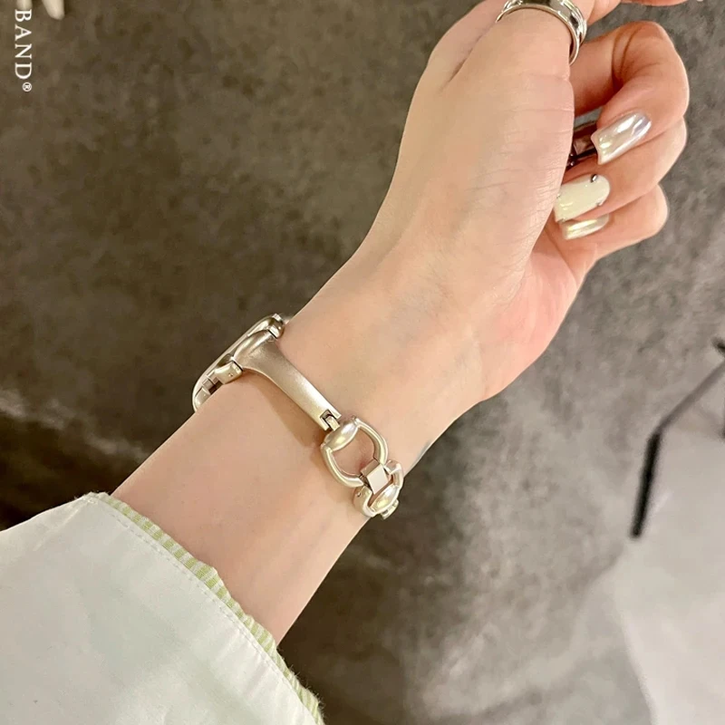 Cinturino in metallo Y2k per cinturino Apple Watch 49mm 41mm 45mm 38mm 42mm 44mm 40mm cinturino da donna sottile per iWatch Ultra 8 7 SE 6 5 4