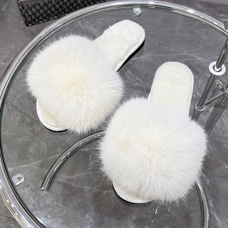 Nouvelles pantoufles d'intérieur en fausse fourrure pour femmes, simples, douces, confortables, chau
