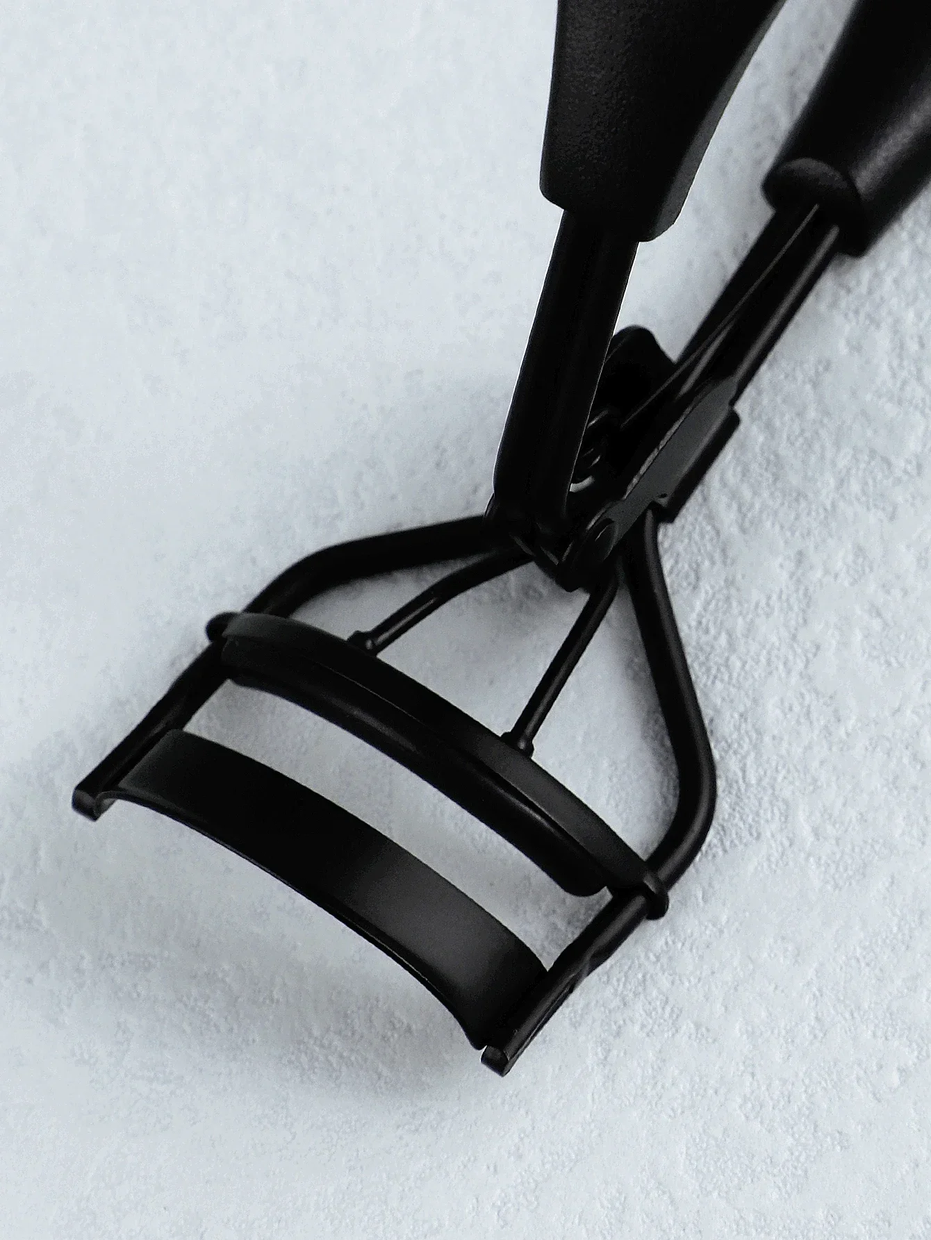 1 ポータブルまつげカーラー ブラック、ステンレス製まつげカーラー、持続的な形状形成、女性のまつげリフトに適しています、目まつげ