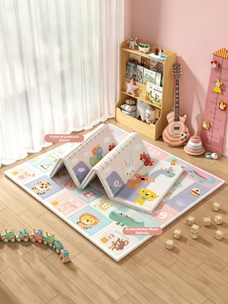 Double sided cartoon pattern foldable XPE material baby crawling pad, anti fall and durable, suitable for growing children