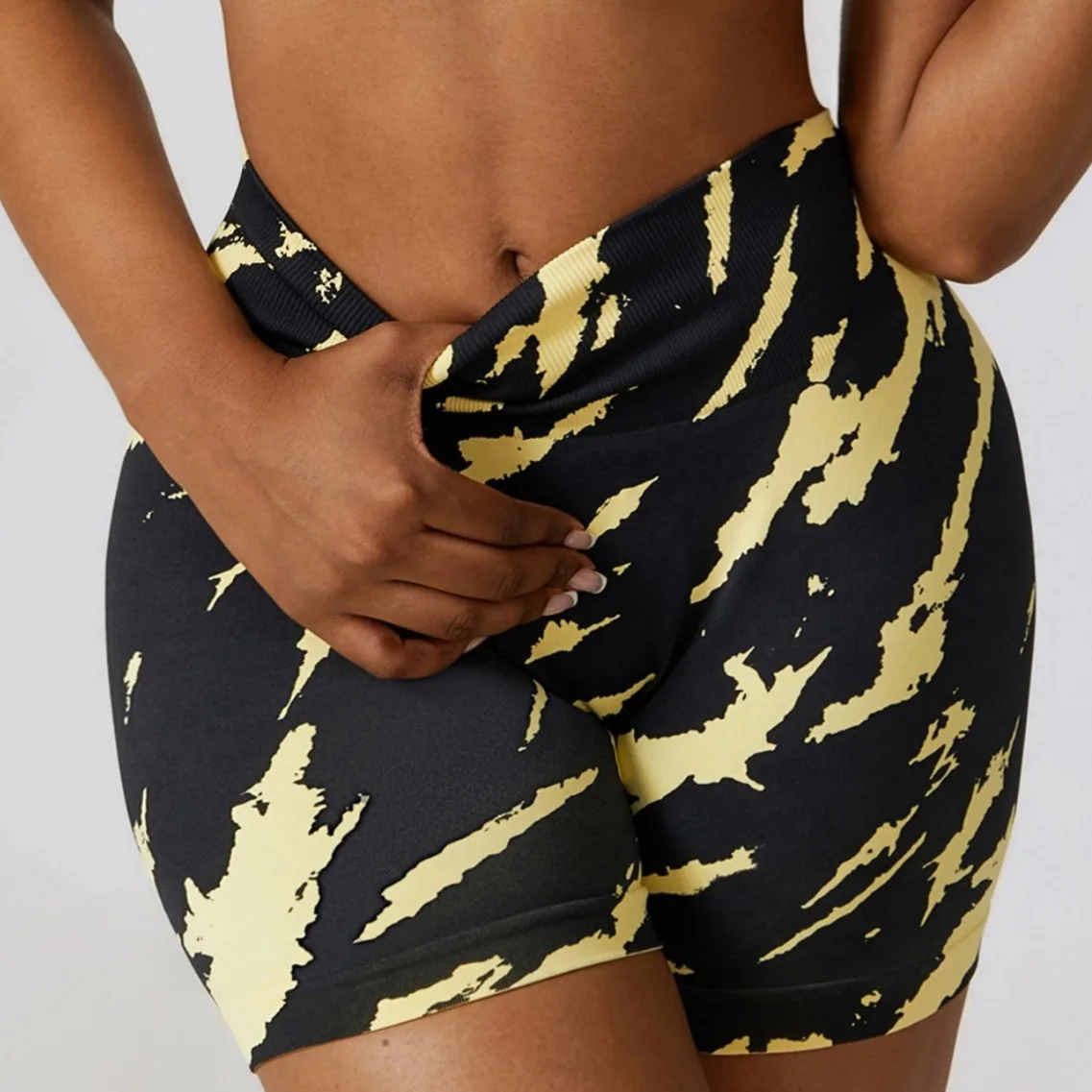Women's Seamless Tie-Dye Zebra Print Biker Shorts-High-Waisted,Butt-Lifting,Stretchy Slim-Fit with Stylish Design for Fitness
