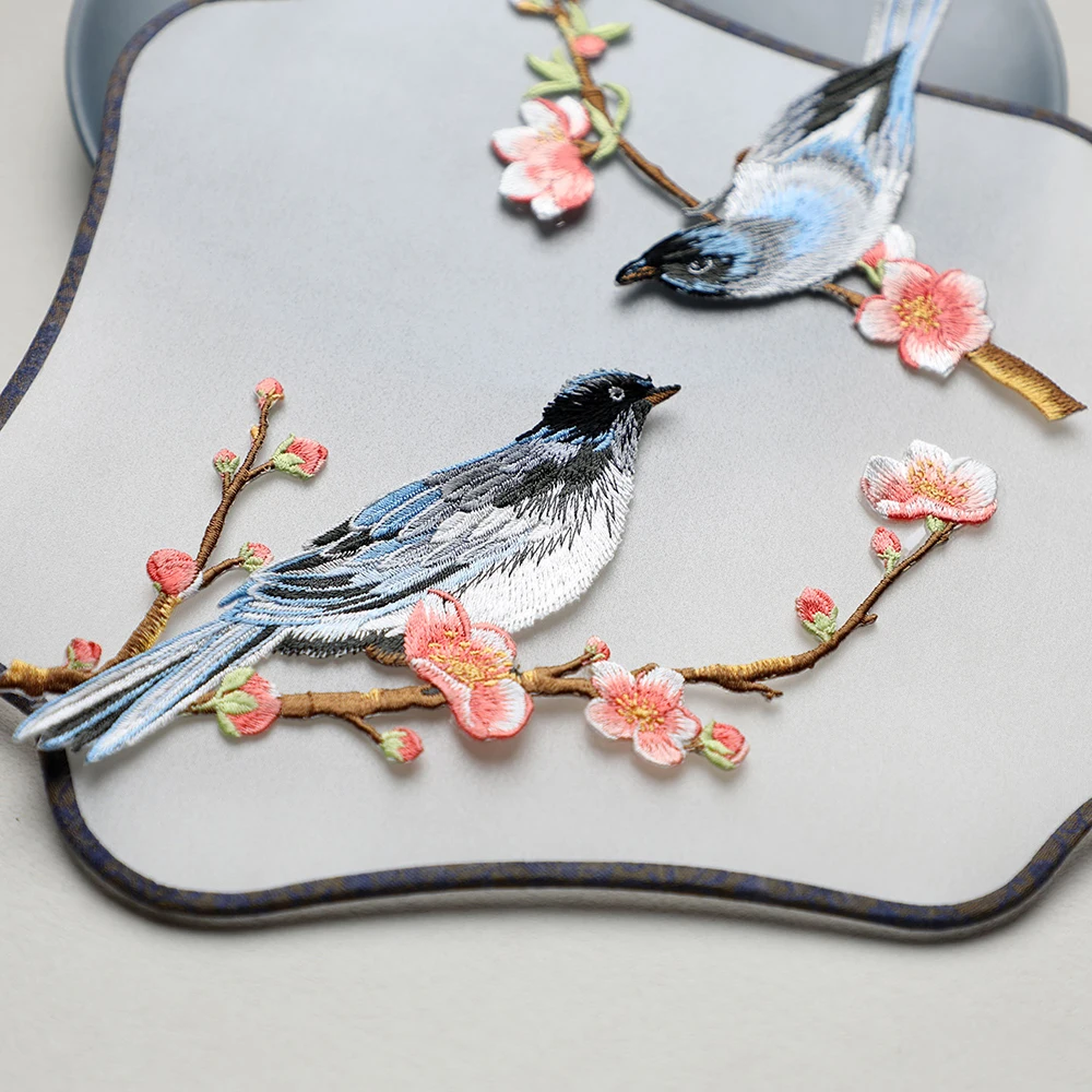 Different Colors Flower Embroidered Birds Patches Iron On Patch Accessories for Coat Jeans Dress Cute Flying Birds Patches