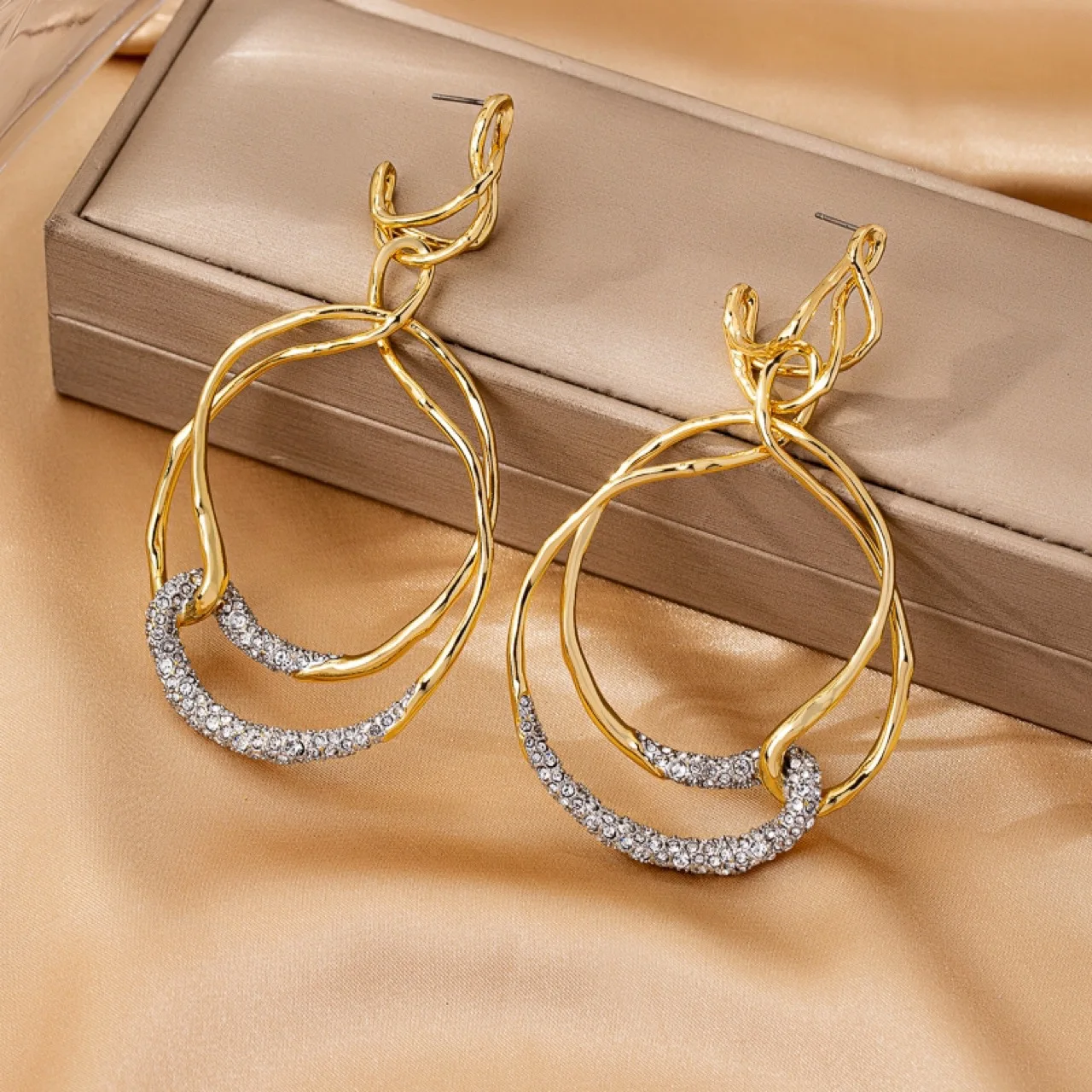 Genius Original Design Copper Gold-plated Fashion Versatile Casual Irregular Stud Earrings，Ring,bracelet  Jewelry Gift
