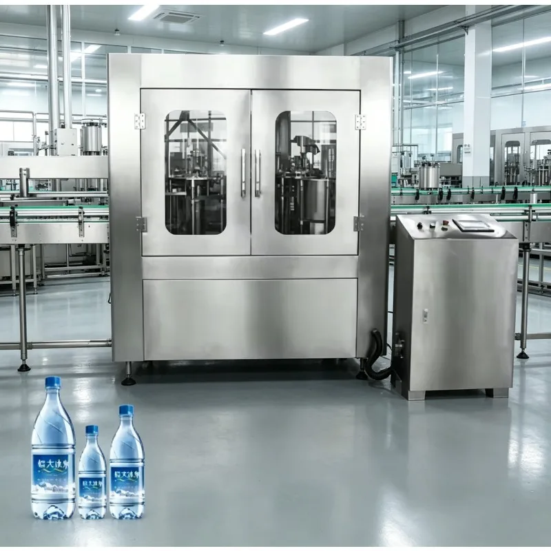 Automatische Mineralwasser-Produktionslinie Trinkwasseranlage Kleine Abfüllmaschine Verschließmaschine für Wasserflaschen Produktionslinie
