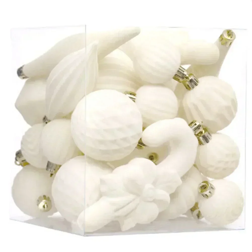 

Набор рождественских шаров с флокированной отделкой и 28 украшений, включая подвесные петли для различных праздничных потребностей.