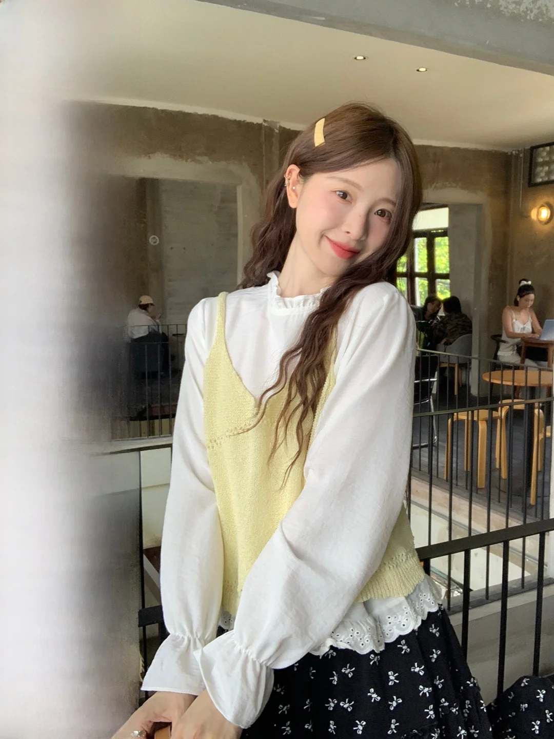 

Вязаная рубашка с кружевной отделкой и поясом, комплект из двух предметов, женский, корейский дизайн, весенняя мода, повседневный стиль, дышащий хлопок, длинный рукав