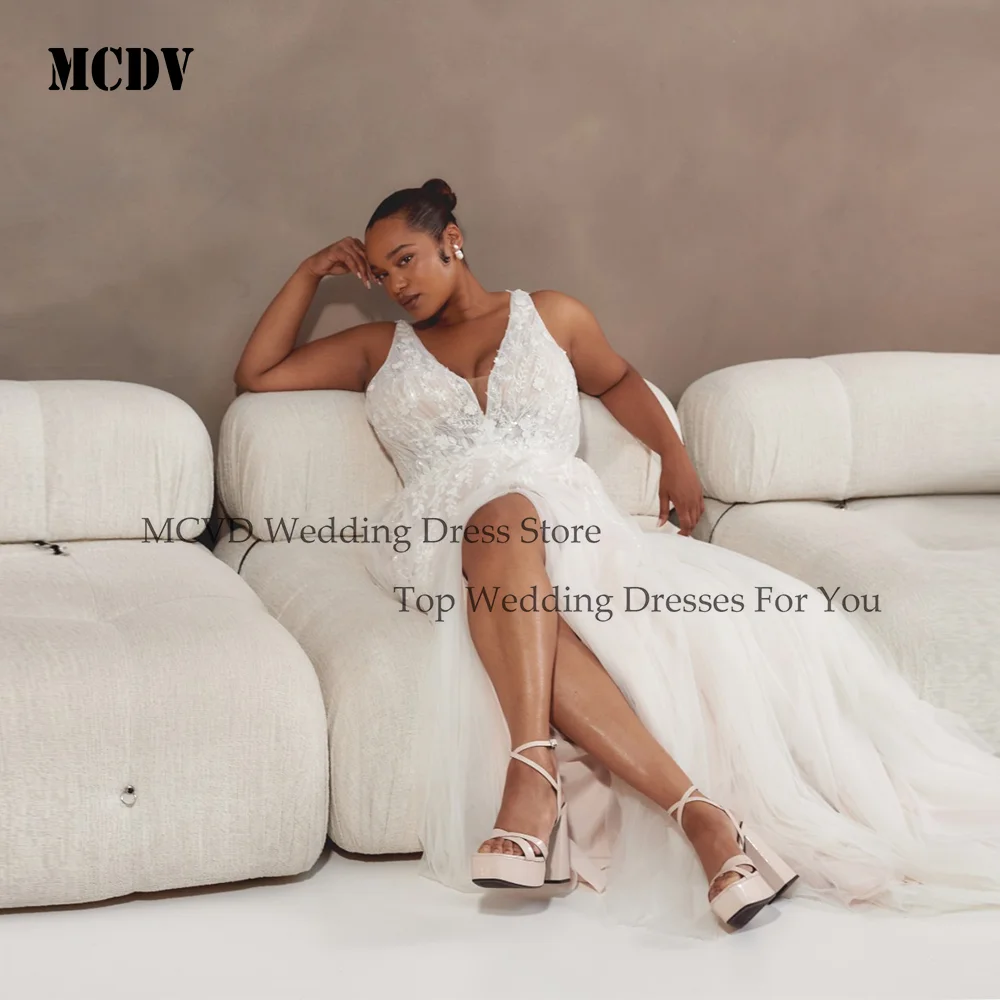 

MCDV Plus Size Wedding Gowns V-Neck Sleeveless Applique Backless Beach Bride Gowns Tulle Sexy robe de mariée 2026 Customized