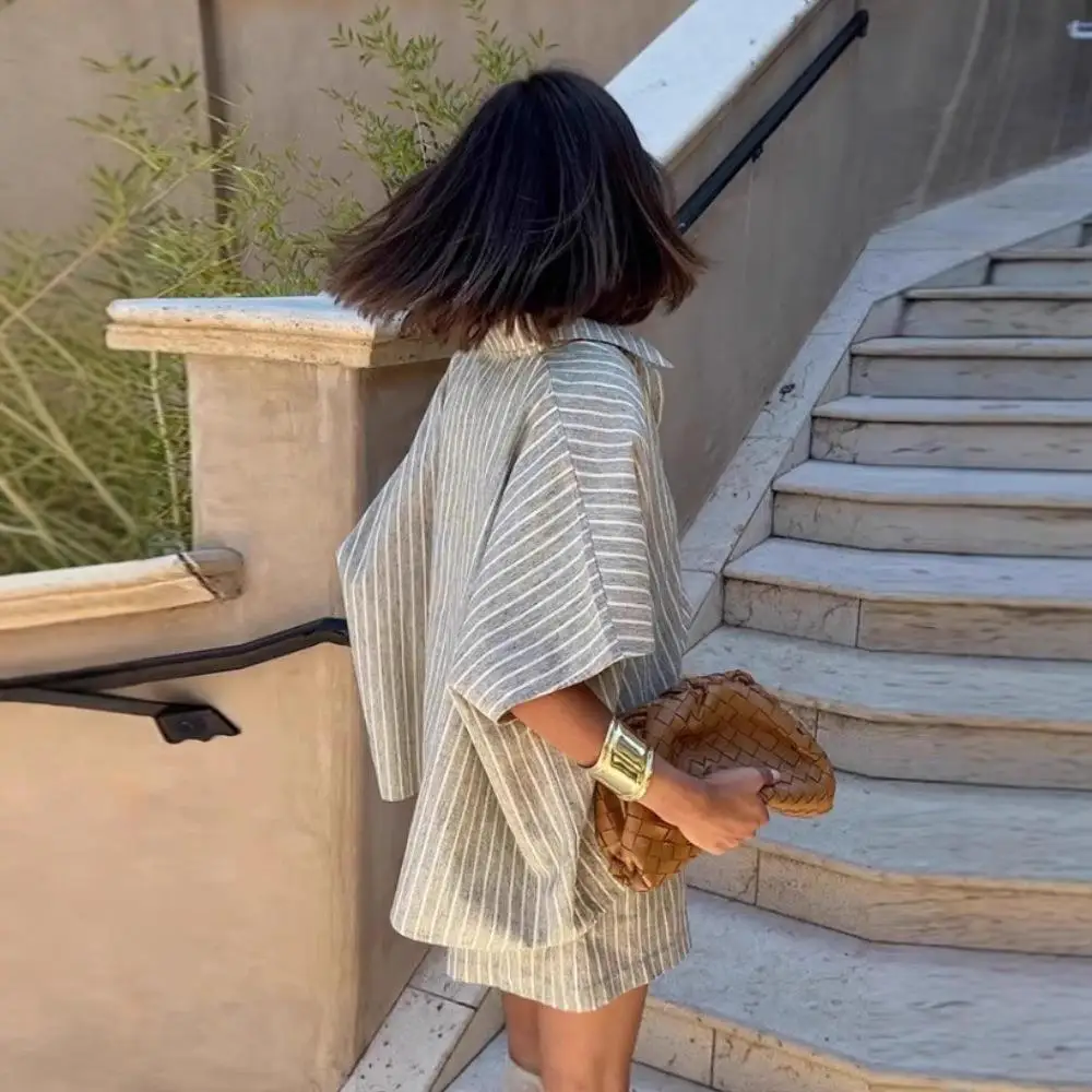 Summer Stripe Casual Loose Women's irt orts Set with ket Faionable Two-Piece Suit for Young Women Button-Up  Ne