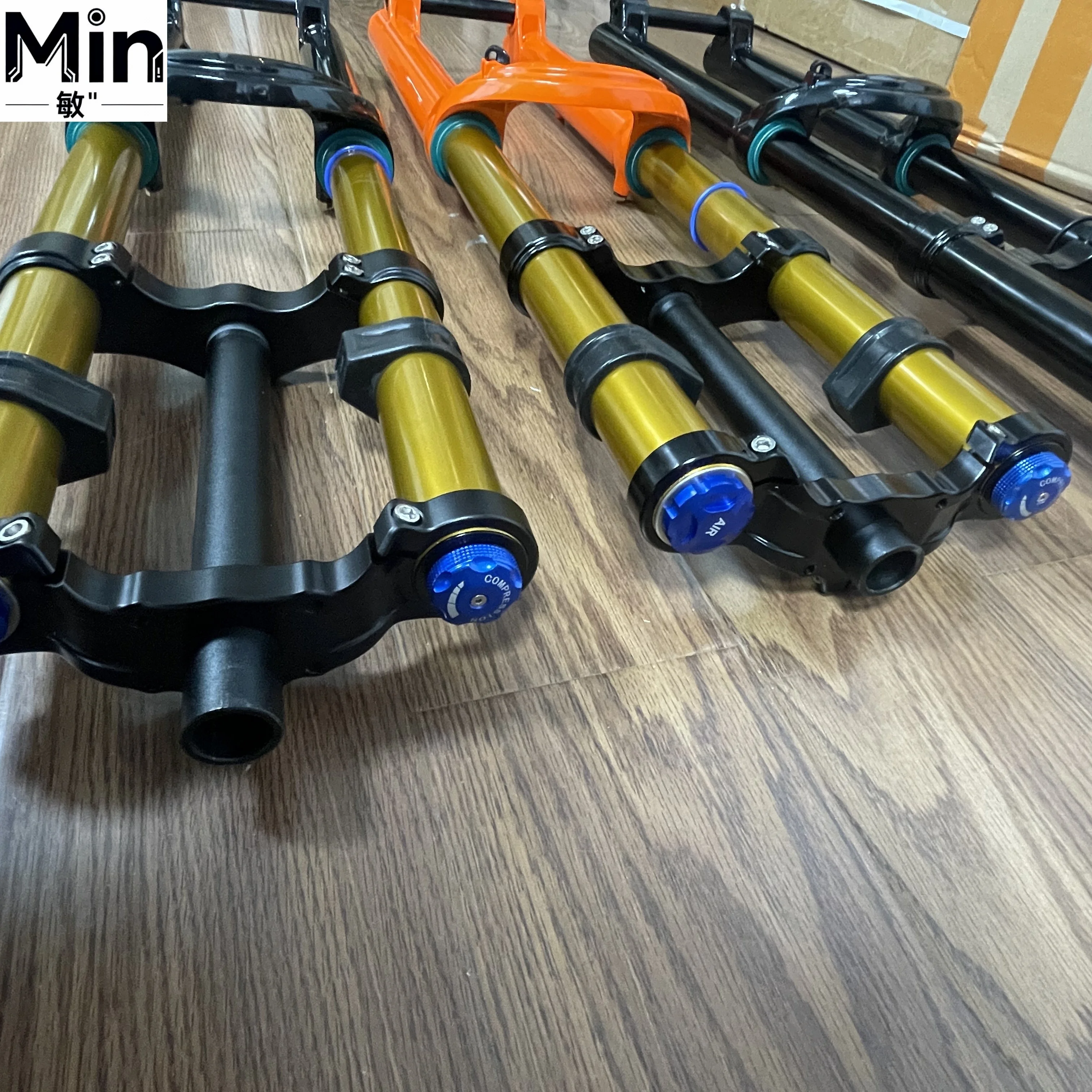 

Heavy Double Crown Front Suspension Fork for Dirt Bike E-Bike with Headlight Mount