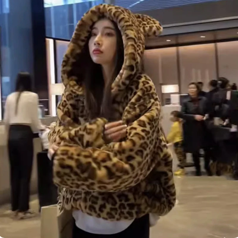 Women's leopard print coat Winter European Bear ears Rex Rabbit fur jacket short thick hooded top