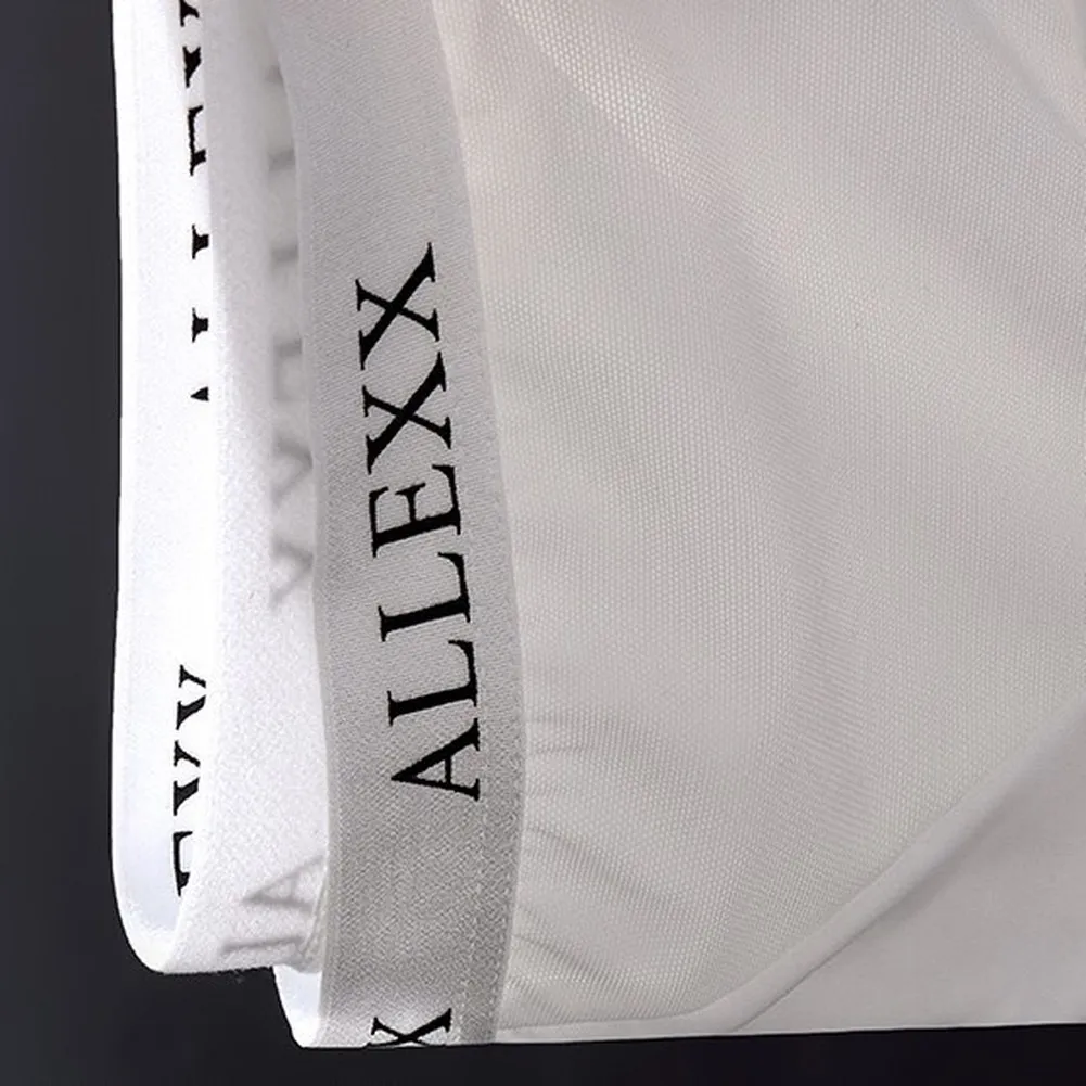 

Men's Ice Silk Traceless Elastic Briefs Underwear 3D Bulge Pouch Casual Fashion Underpants Panties Sexy Lingerie