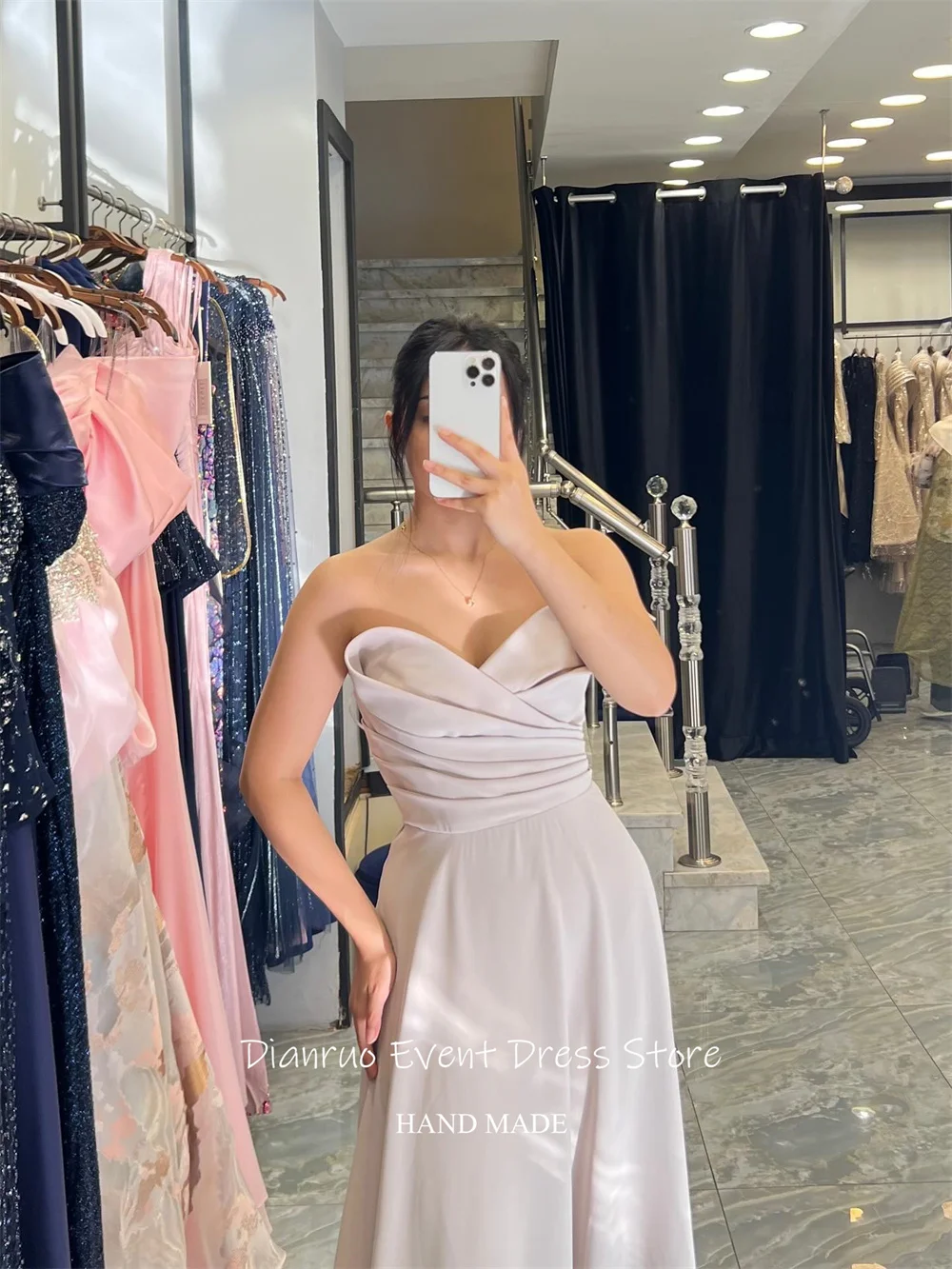 เดียนรูโอ เอ ไลน์ผูกเชือกชุดแต่งงานรุ่ยหวานเวสติโด เดอ โนวาแขนกุดคุณภาพสูงชุดราตรีที่กำหนดเอง