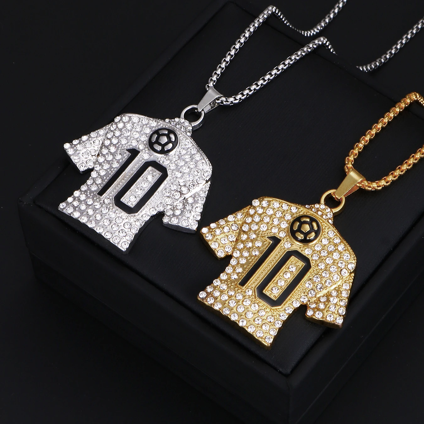 

1PC Fashion Sporty Paved Synthetic Rhinestone Unisex Number 10 Football Soccer Shirt Necklace for Men Jewelry