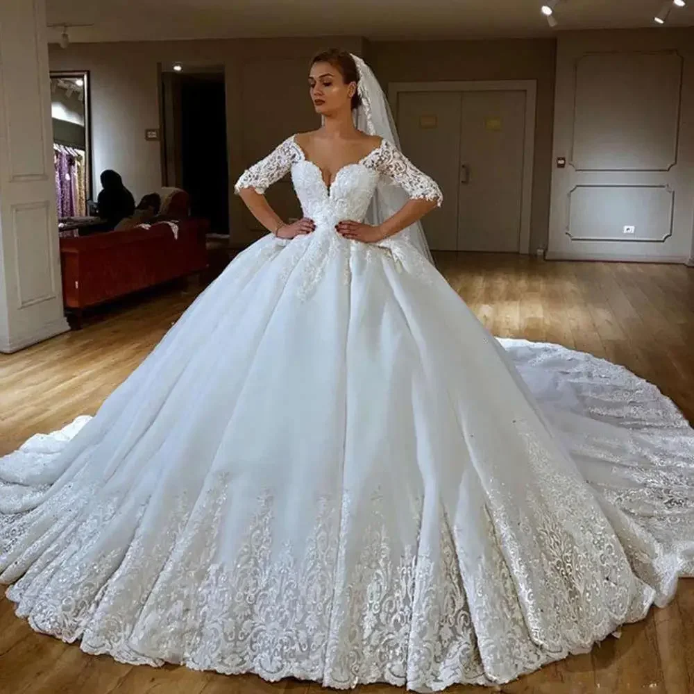 Angepasst Applikationen Spitze Halbarm Ballkleid Schatz Luxus Hochzeit Bodenlangen Kleider Plus Größen Vestido De Noiva