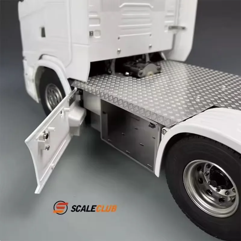 

SCALECLUB 1/14 For SCANIA 770S Stainless Steel Chassis Cover Antiskid Plate Non-slip Platform Side Tool Box
