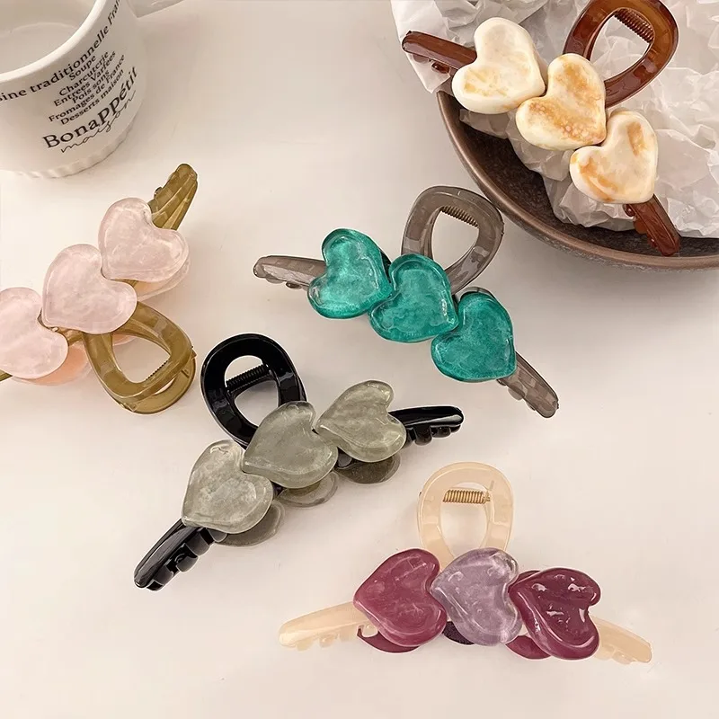 

Fashion Acrylic Heart Hair Clip for Women French Elegant Hairgrips Korean Love Hair Claw Clips Girls Hairpin Hair Accessories