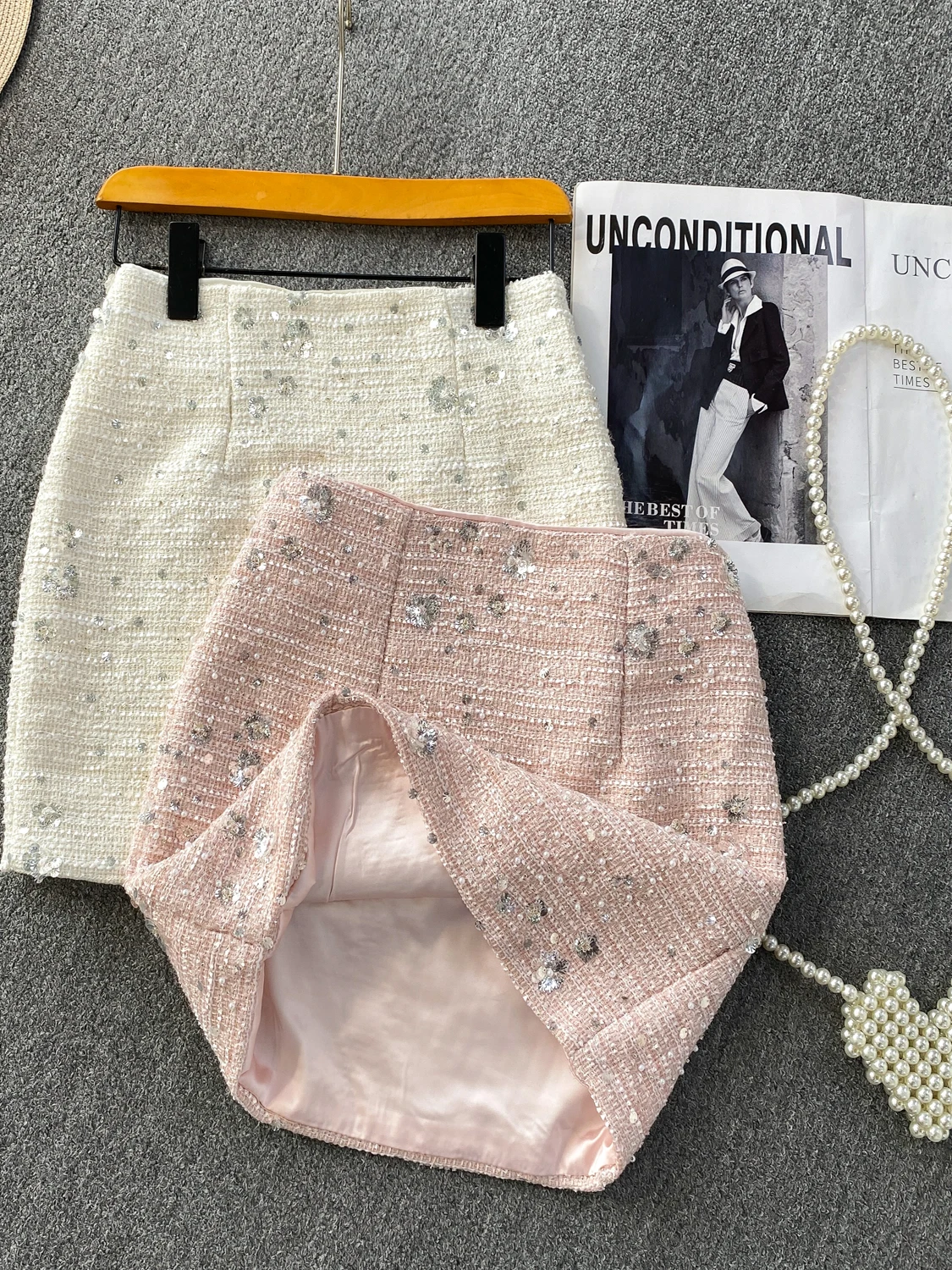   白いスパンコールの豪華な装飾が施されたスカート レディース ファッション 秋冬 ハイウエスト スリム ツイード スカート