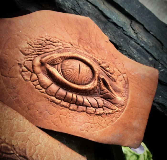 Hand-work unique design tools-Leather shaping mould-Handcrafted leather tools yin and yang mold dinosaur eye modeling mold