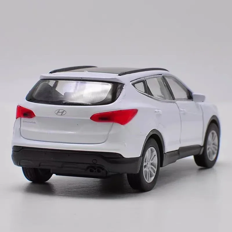 IX35 1/36 Hyundai SUV Alloy Car Model TUCSON SANTAFE Diecasts Simulation Metal Model Collection Pull Back Car Toy Gift