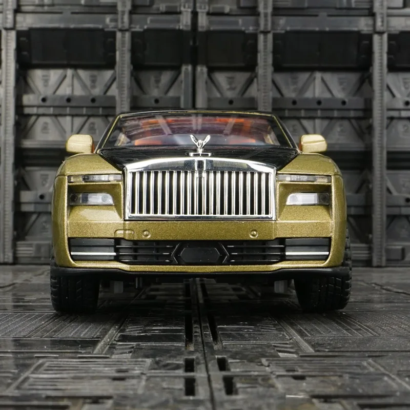 Simulação 1:24 Rolls Royce Shining liga elegante modelo de sedan com boas portas e capô do motor, porta-malas pode ser aberta