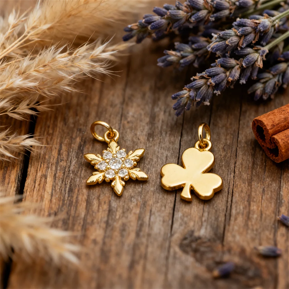 

3Pcs Pendants Brass Sun Snowflake Clover Charms Zircon Floral for DIY Jewelry Necklace Bracelet making Accessories for Women Men