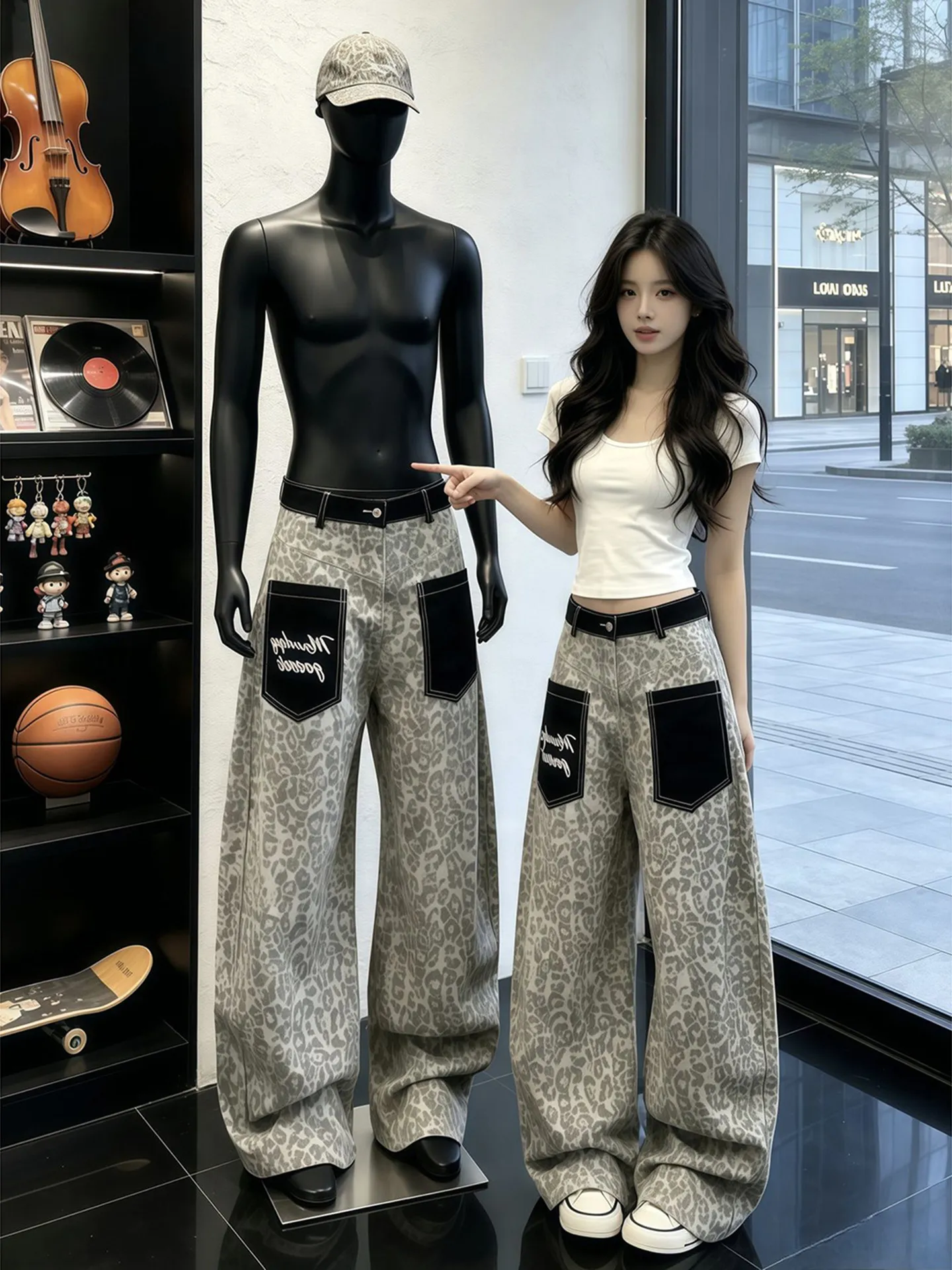 

Retro American Leopard Print Curved Knife Jeans High Waist Straight Leg Wide Leg Pants Unisex Street Style Trendy Casual Jeans