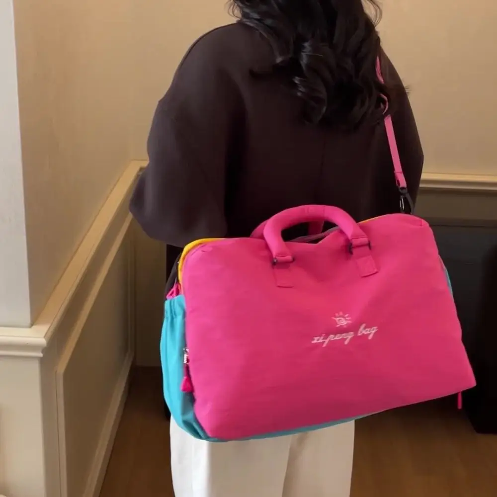 

New with Shoes Compartment Gym Bag Large Capacity Lightweight Duffel Bag Fitness Bag Autumn Winter