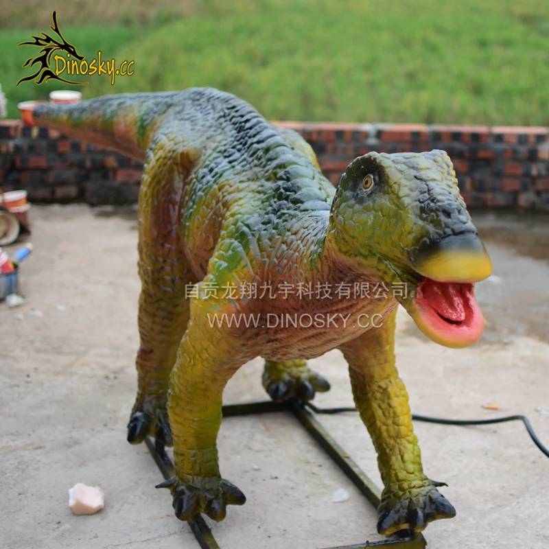 ATV&UTVDinosaur Robots  Animatronic Dinosaur on Display at the Jurassic Theme Park DINOSKY