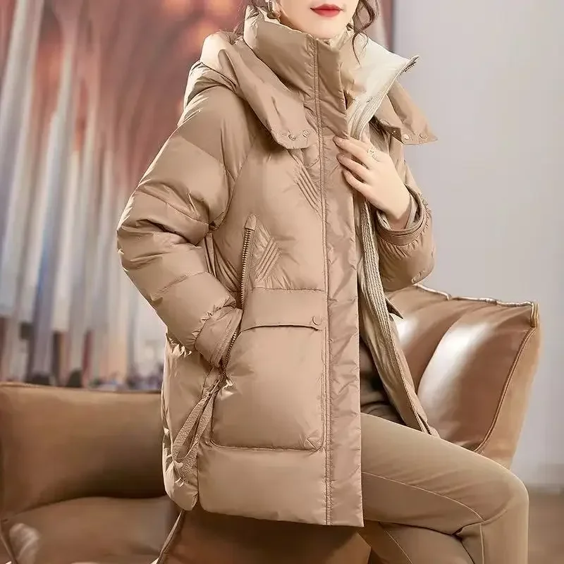 2025 European Fashion Winter New Women's Down Jacket Loose Commuting Hooded Slim Fit Jacket