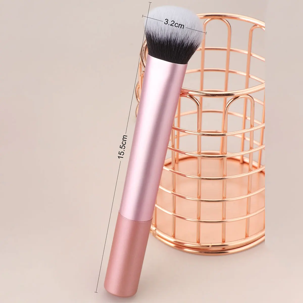 قطعة واحدة من فرشاة كريم الأساس، فرشاة مكياج الخد، فرشاة وجه لأحمر الخدود، برونزر، وهايلايتر، فرشاة مكياج للبودرة السائبة أو المضغوطة #3