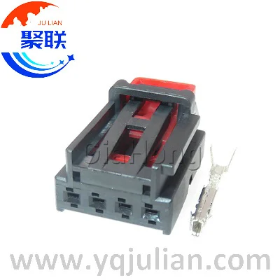 Auto 4pin plug 7N0972704 7N0 972 704 wiring cable harness connector Tail light reading lamp plug with terminals