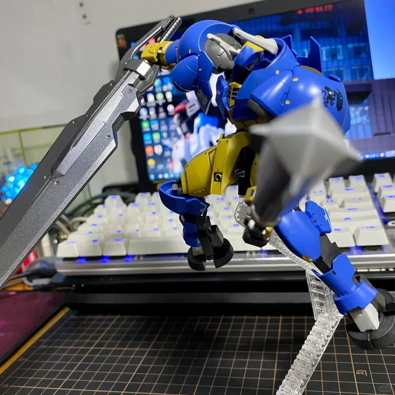 HG 1/144 ホルムウィゲ リボーン 鉄血のオルフェンズ ヴァルキリー メカ 組み立てモデルキット アクションフィギュア オーナメント ドール 男の子のおもちゃ サプライズギフト