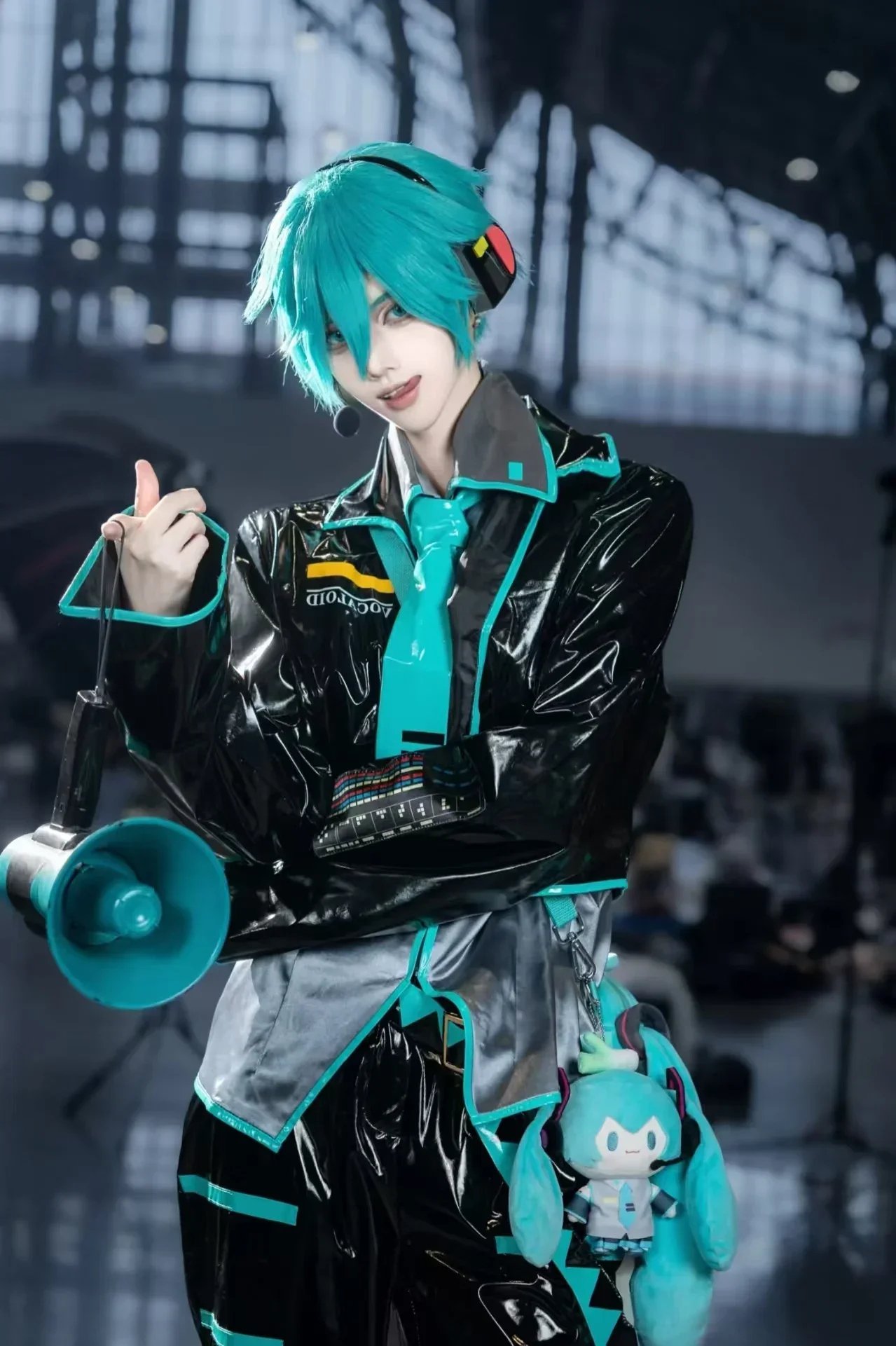 أزياء CosplayAnime Mikuo للرجال، أزياء تنكرية باللون الأخضر بأي حجم مصنوعة حسب الطلب، مجموعة كاملة سترات سوداء مخصصة مثالية مع gree